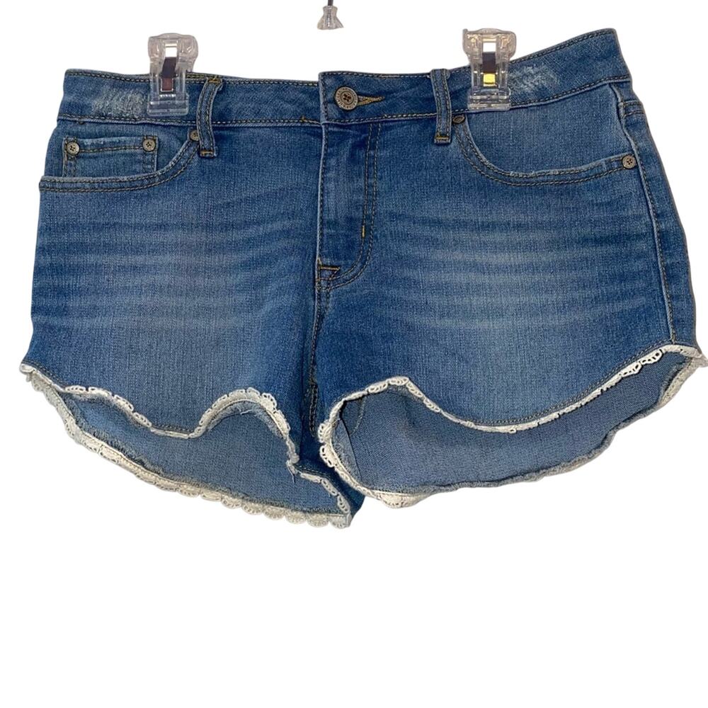 Altar’d State Scallop Hem Denim Shorts Lace Trim Festival Boho 27